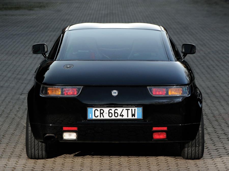  Lancia Hyena 1992 года  (фото 10 из 12)